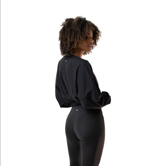 ❌SOLD❌ BALANCE ATHLETICA OUTLANDER CREW - Picture 3 of 6